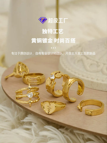 Minimalist Dainty Heart Gold Signet Ring