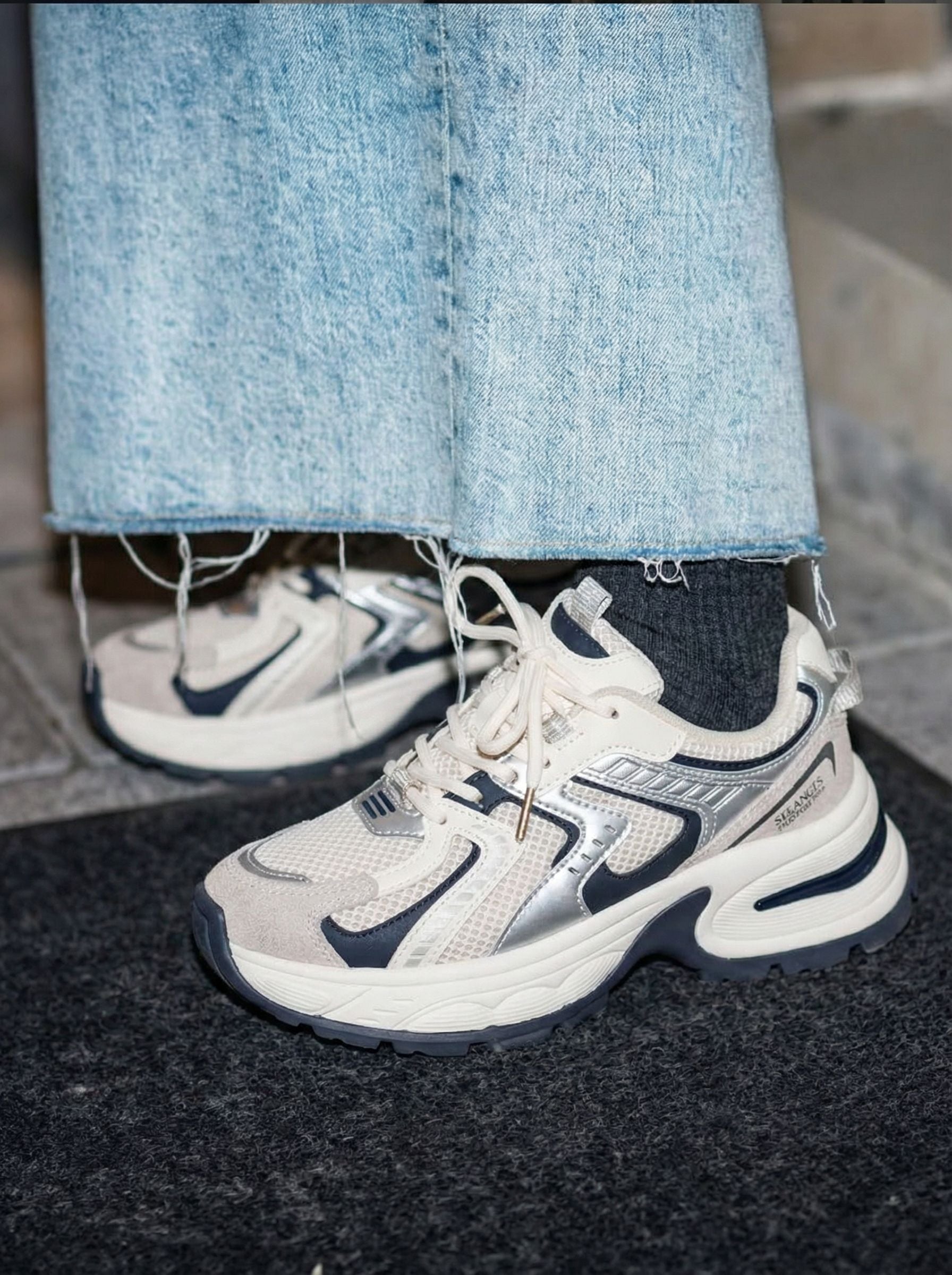 Chunky Sole Breathable Mesh Retro Sneakers-Milan Beige