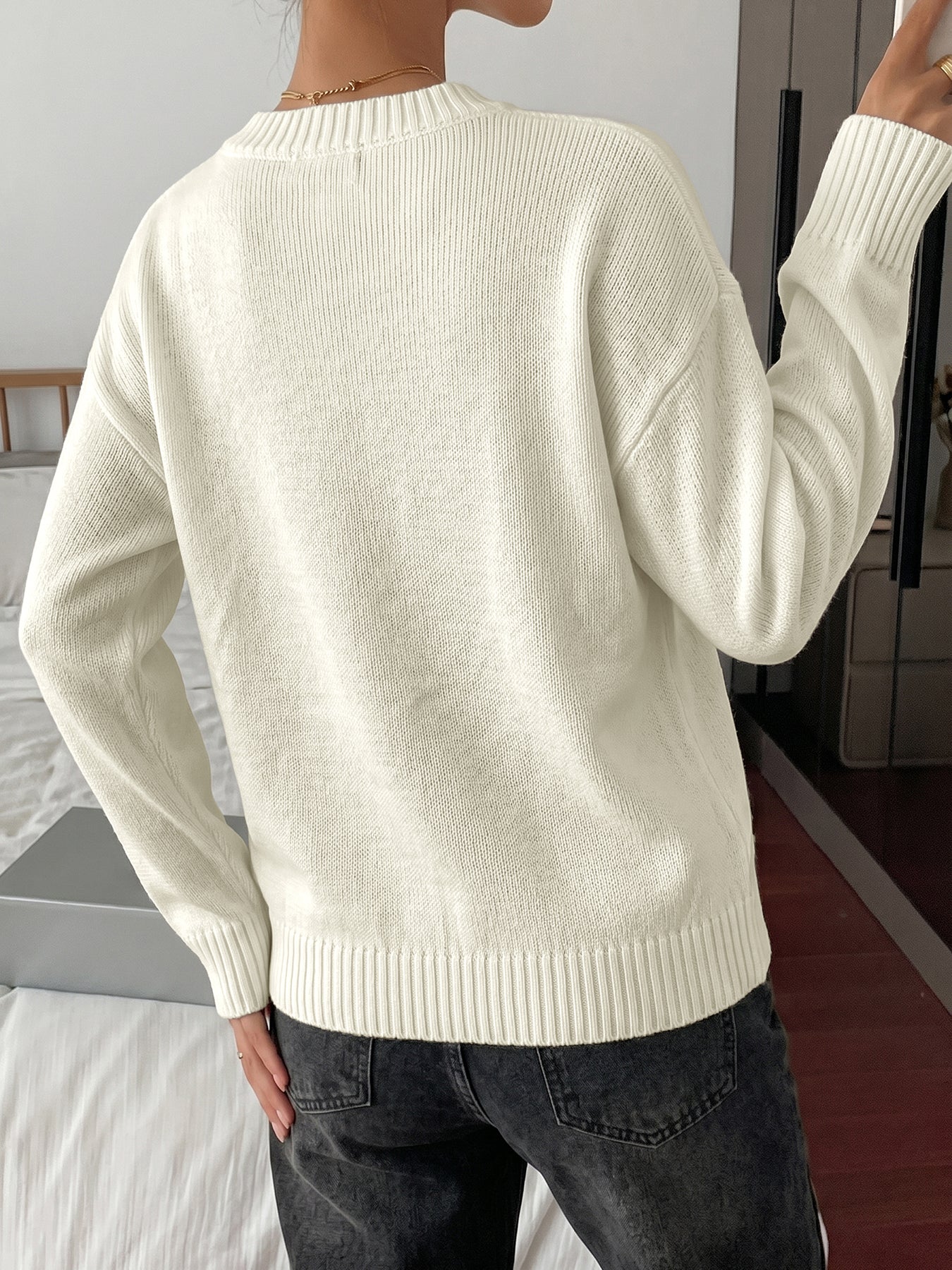 Cozy Bow Graphic Knit Pullover Sweater