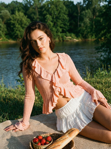 Urban Revivo Ruffle V-Neck Skinny Knitted Cardigan-Light Pink