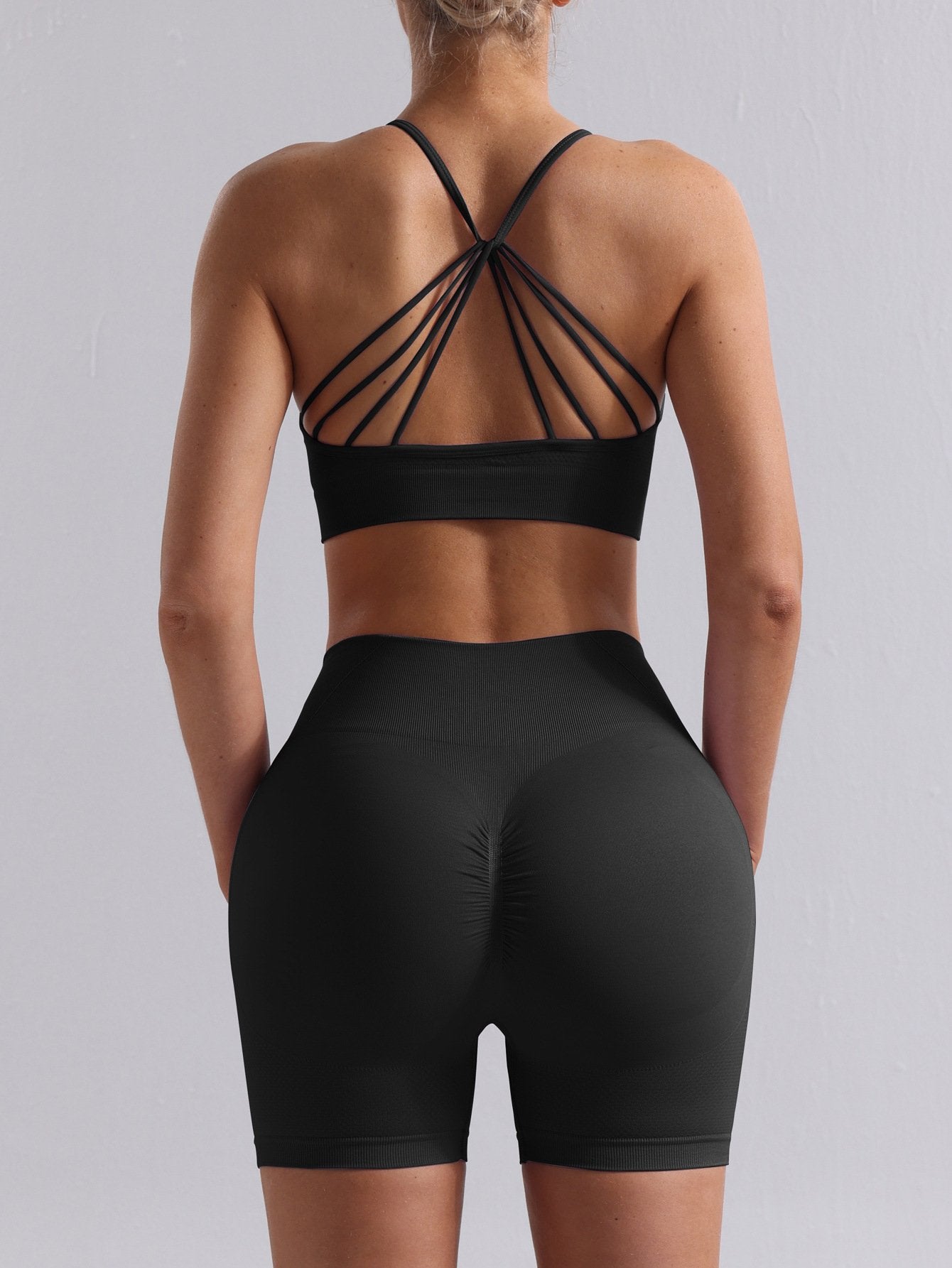 Solid Shoulder Strap Sports Bra High-Waisted Shorts Set