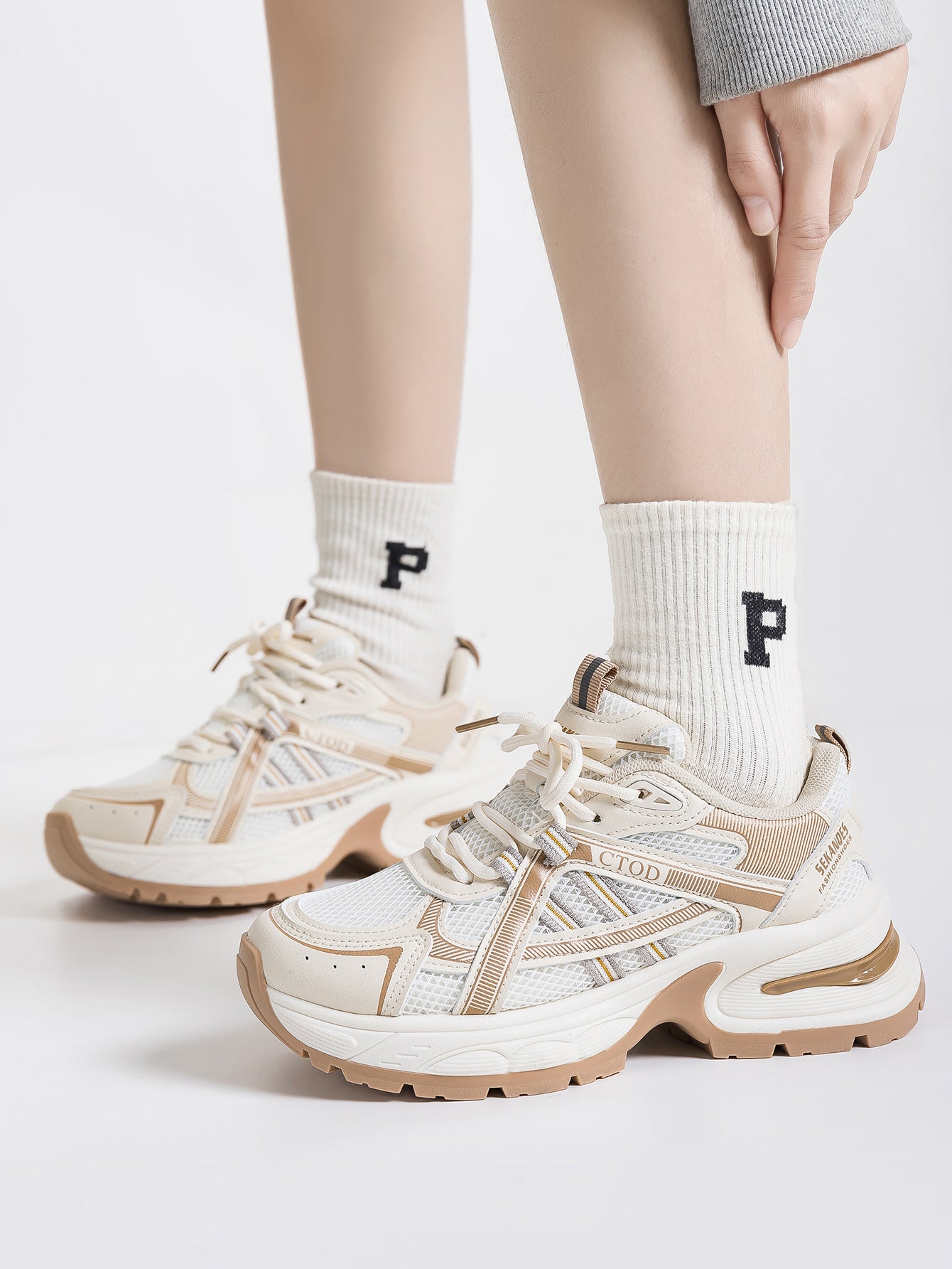 Chunky Sole Breathable Mesh Retro Athletic Shoes-Milan Beige