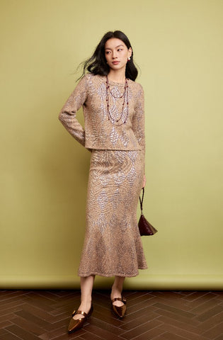 Shimmering Diamond Knit Midi Skirt