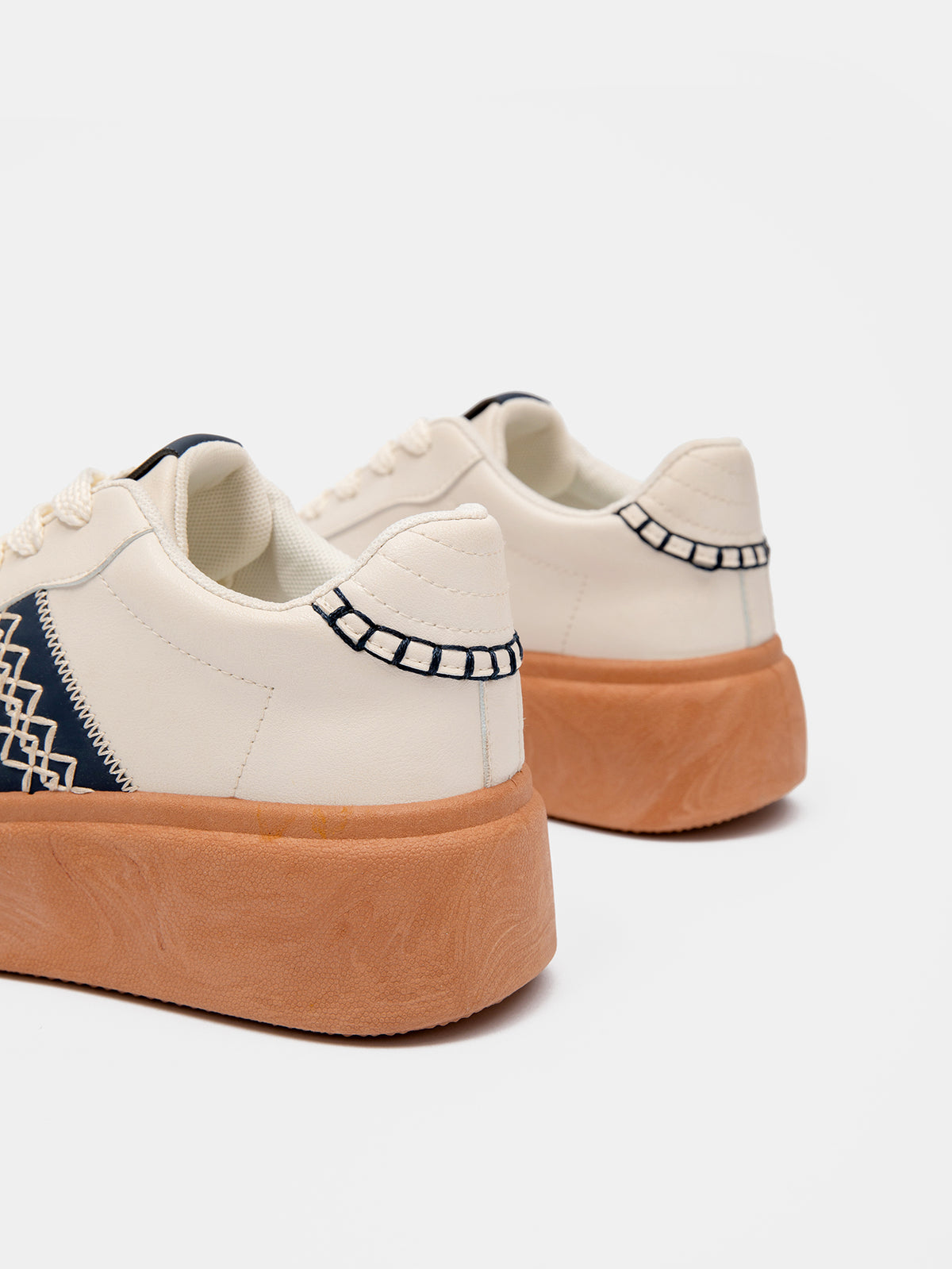 Chic Platform Casual Sneakers