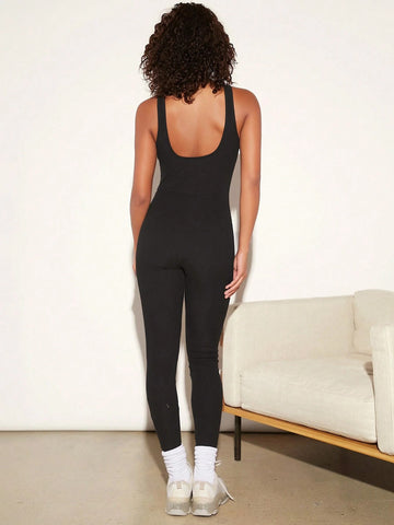 Backless Form-Fitting Chic Jumpsuits