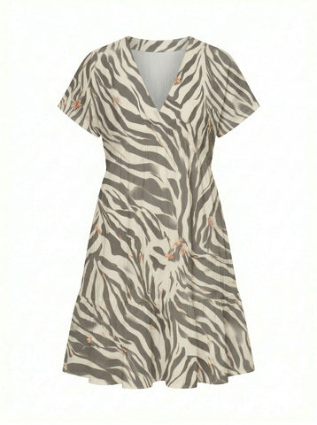 Floral Print V Neck Tiered Babydoll Mini Dress