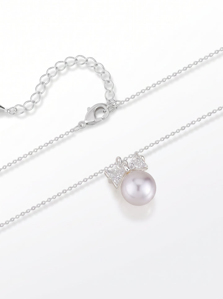 Dainty Bow Pearl Pendant Necklace
