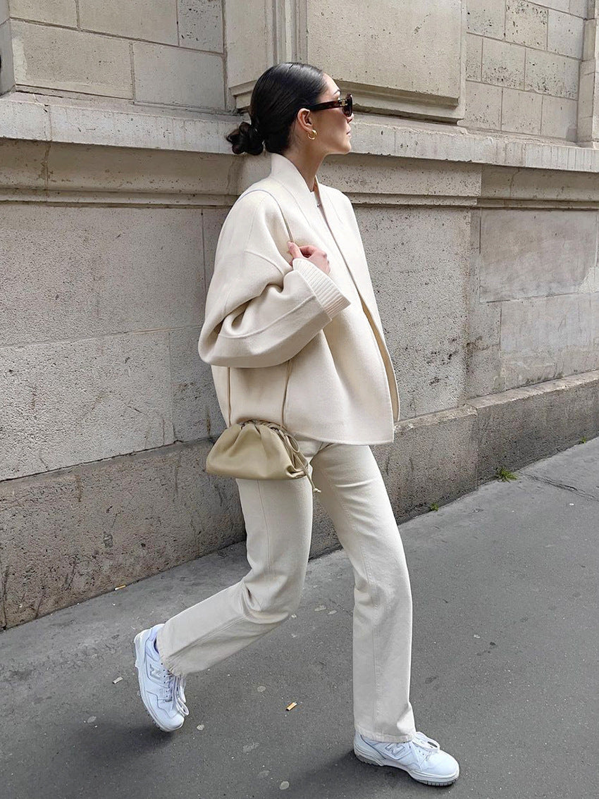 Minimalist Chic Cropped Wool Coat