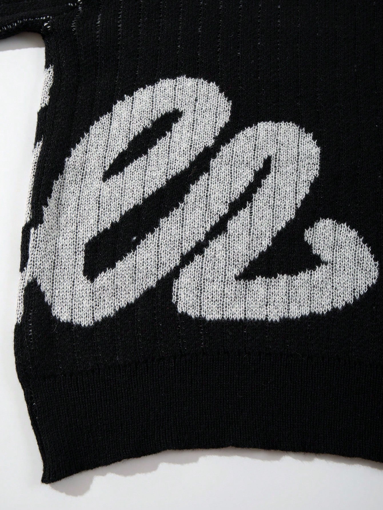 Oversized Graphic Collared Knit Sweater