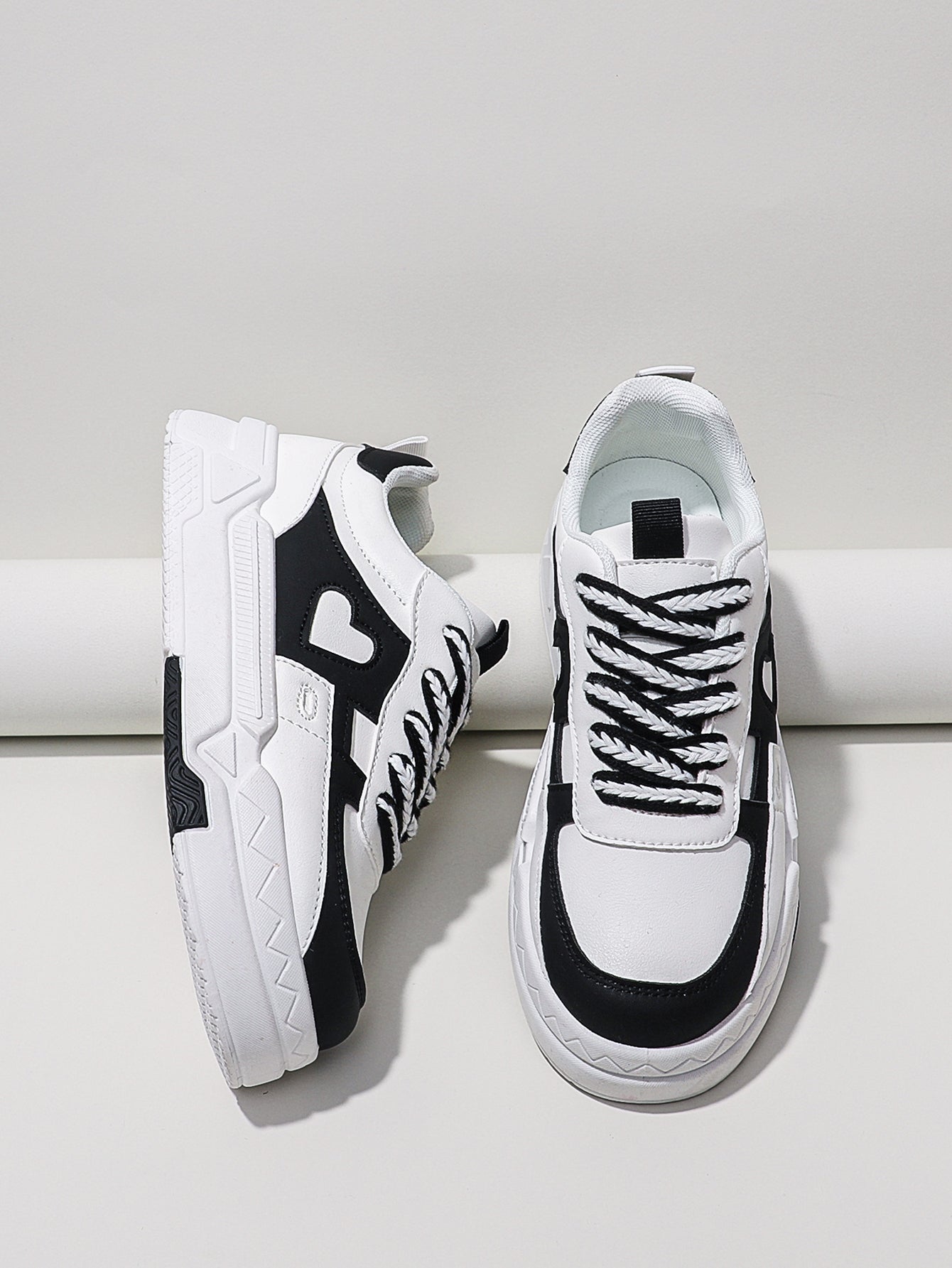 Chunky Heart Detail Platform Sneakers