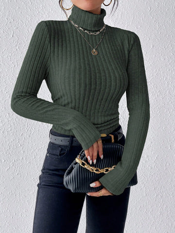 Slim Fit Ribbed Turtleneck Tee
