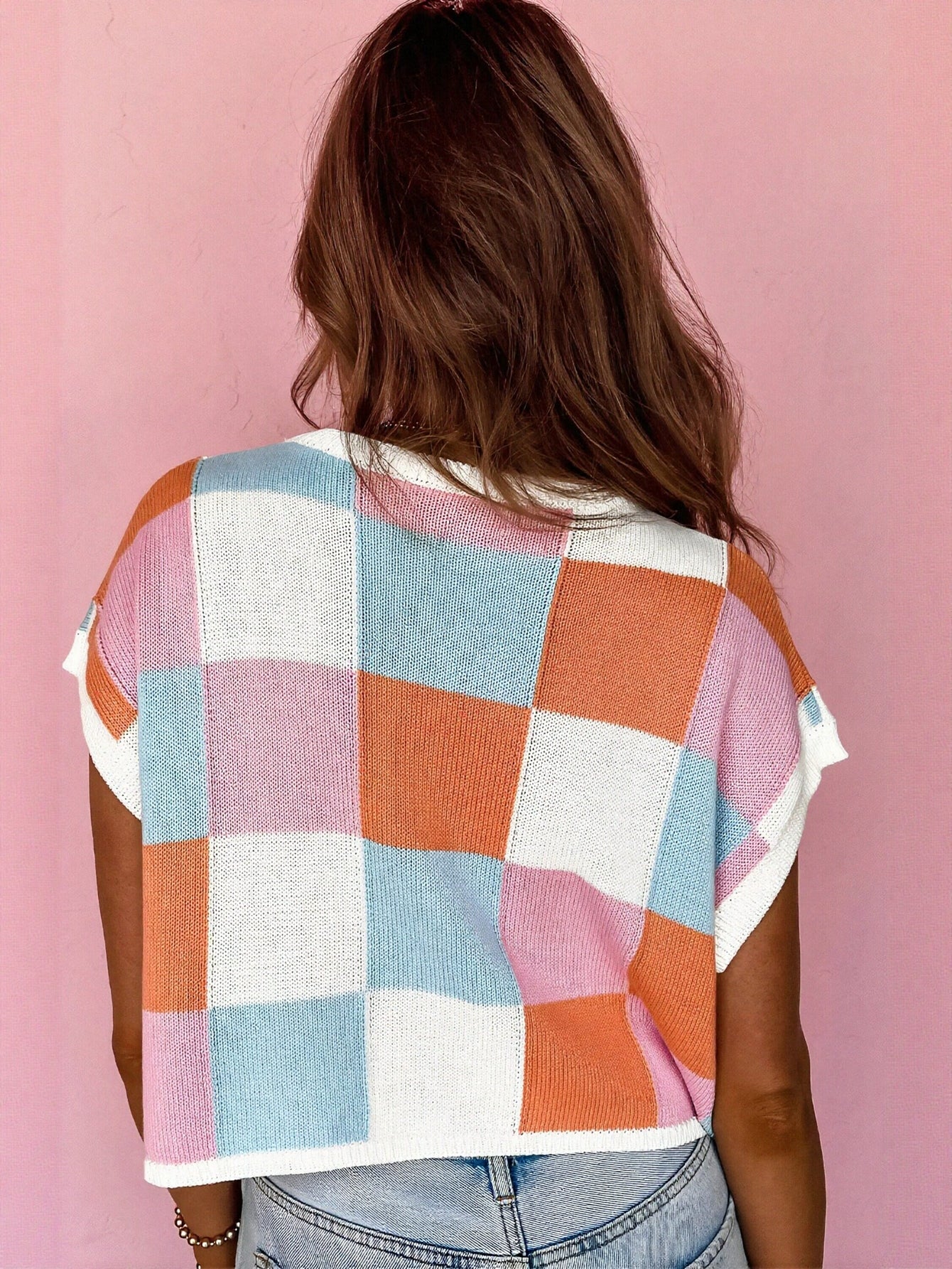 Color Blocked Sleeveless Sweater