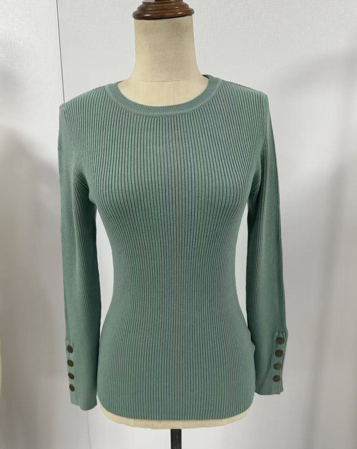 Slim Fit Ribbed Crewneck Sweater