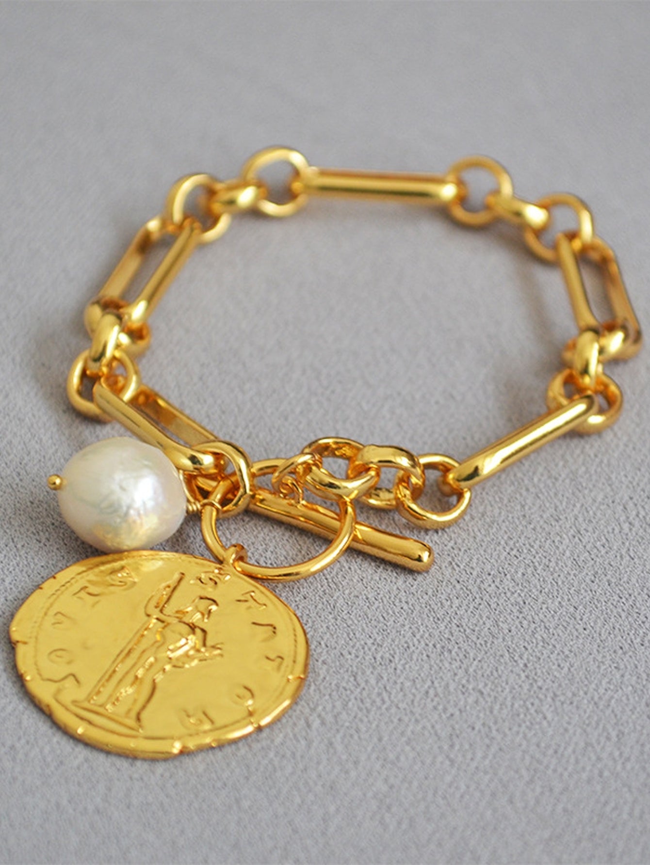 Gold Chunky Paperclip Toggle Bracelet
