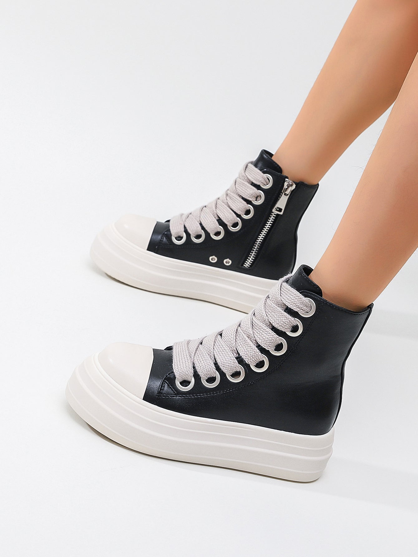 Chunky Platform Zip-Detail Edgy Boots[Note:Runs Small,Go One Size Up]