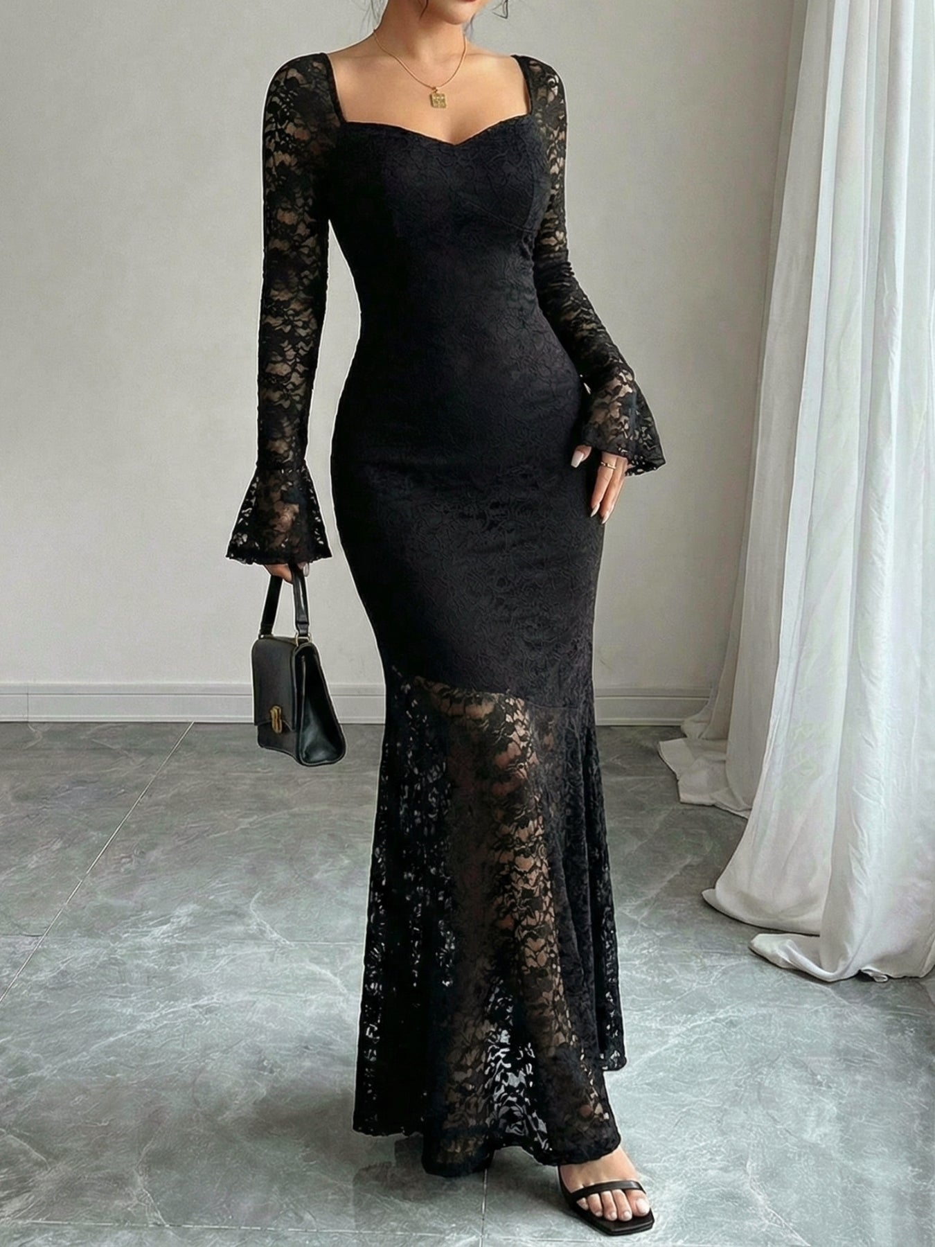 Lace Sweetheart Neck Formal Maxi Evening Dress-Black
