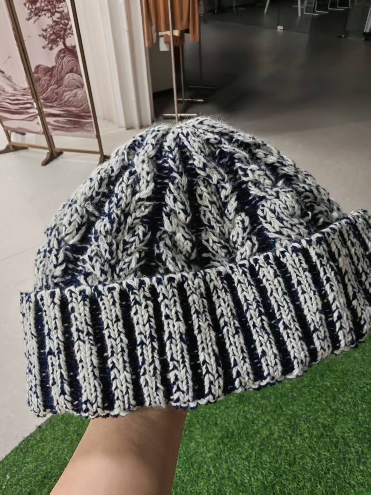 Cozy Chunky Cable Knit Beanie