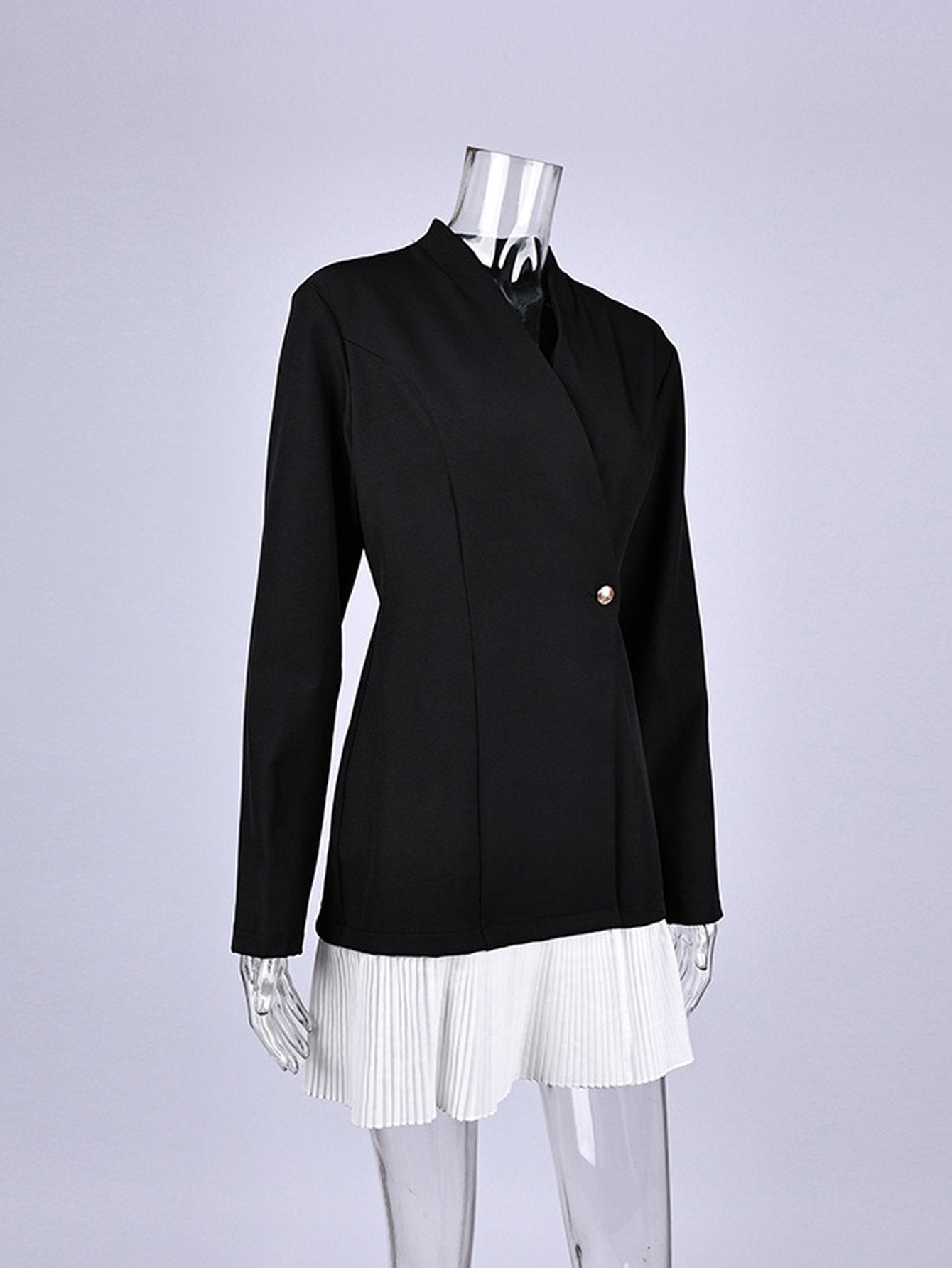 Tailored Slim Fit Pleated Blazer