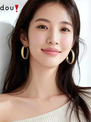 Textured Gold Minimalist Hoop Earrings