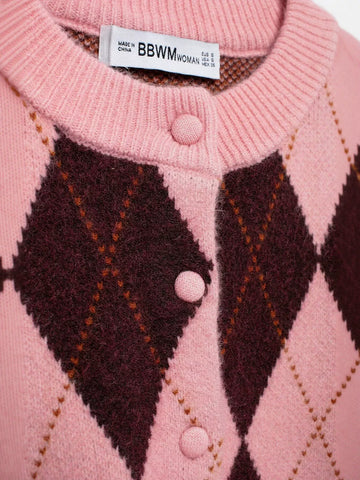 Cropped Argyle Pattern Knit Cardigan