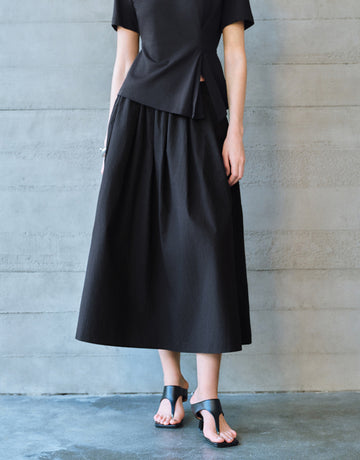 Urban Revivo Elastic Waist Midi A-Line Skirt-Black