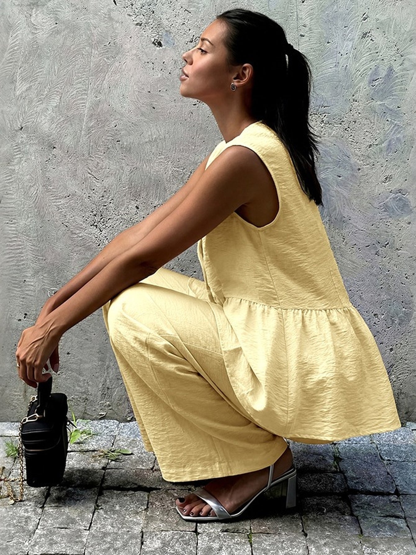 Sleeveless Peplum Linen Pants Set