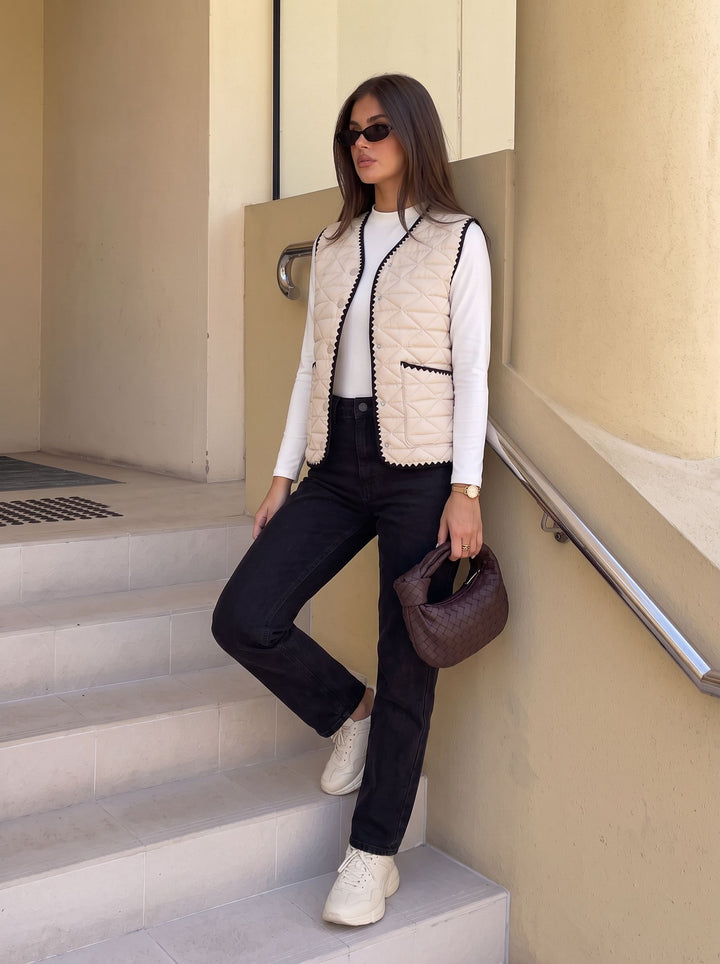Lightweight Quilted Contrast Trim Vest