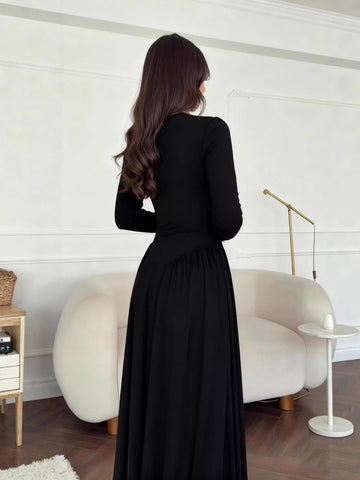 Elegant Scoop Neck Maxi Dress