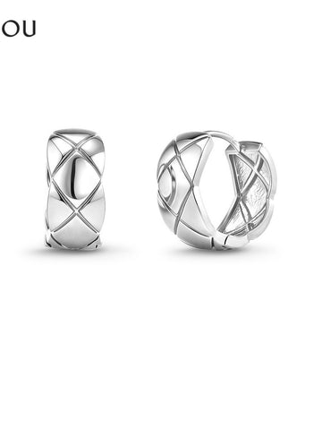 Minimalist Quilted Silver Hoop Earrings