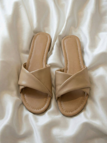 Crisscross Flat Casual Sandals-White