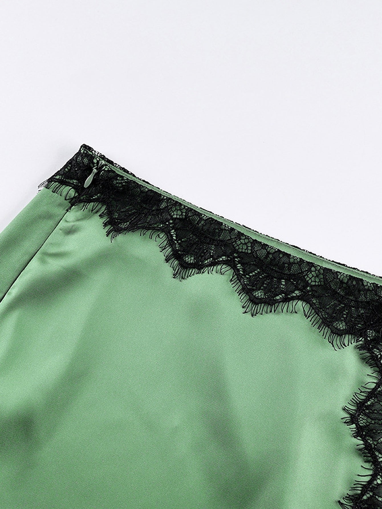 Elegant Lace Trim Satin Midi Skirt