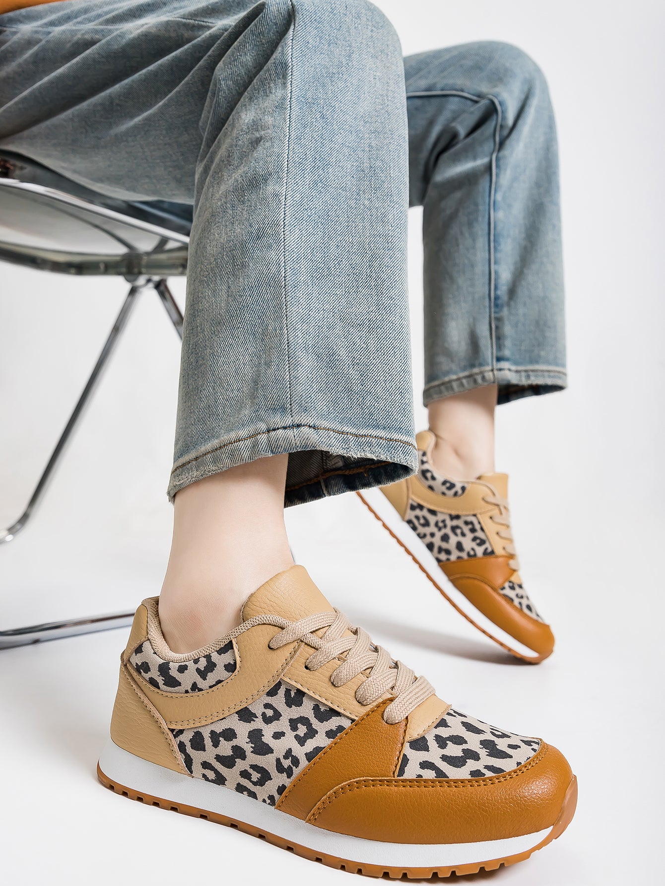 Leopard Print Rubber Sole Fashion Sneakers