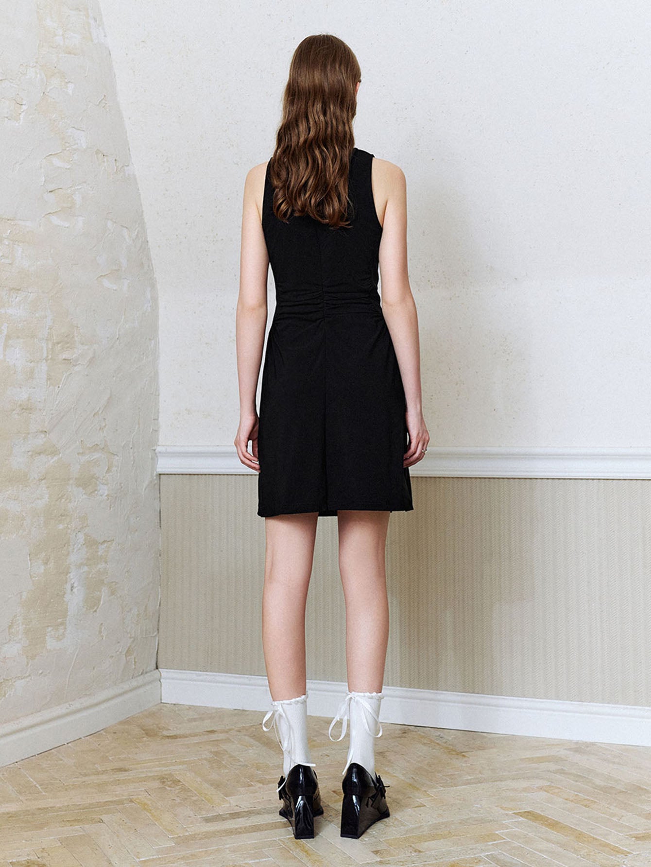 Urban Revivo Sleeveless Crew Neck A-Line Dress-Medium Blue