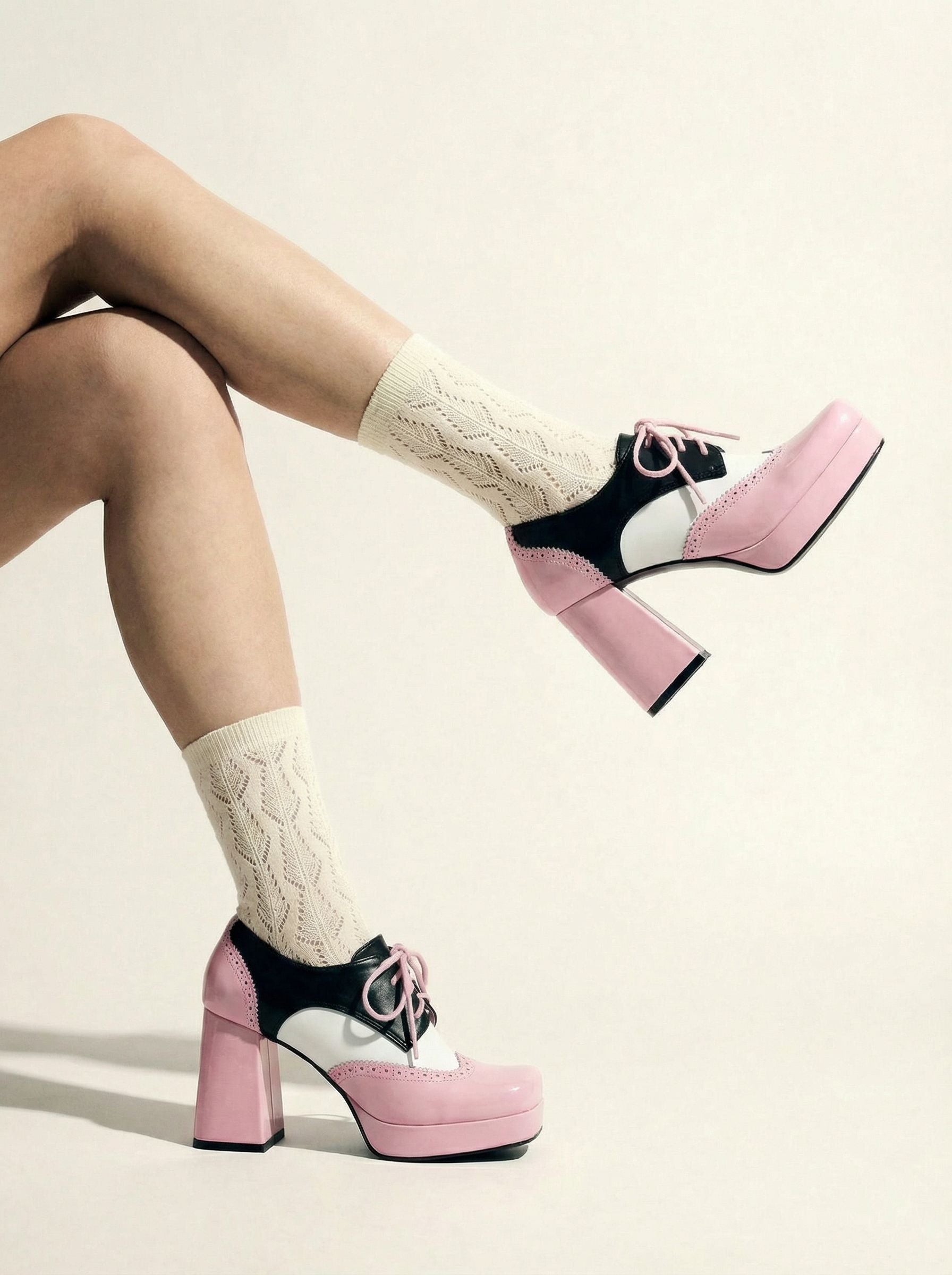 Chunky-Heel Vintage Flats-Black