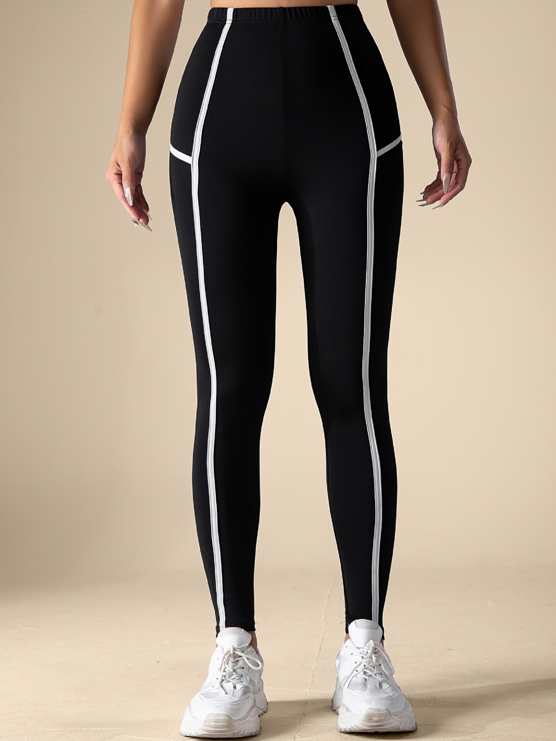 High-Waisted Y-Seam Contrast-Stripe Training Leggings-Black