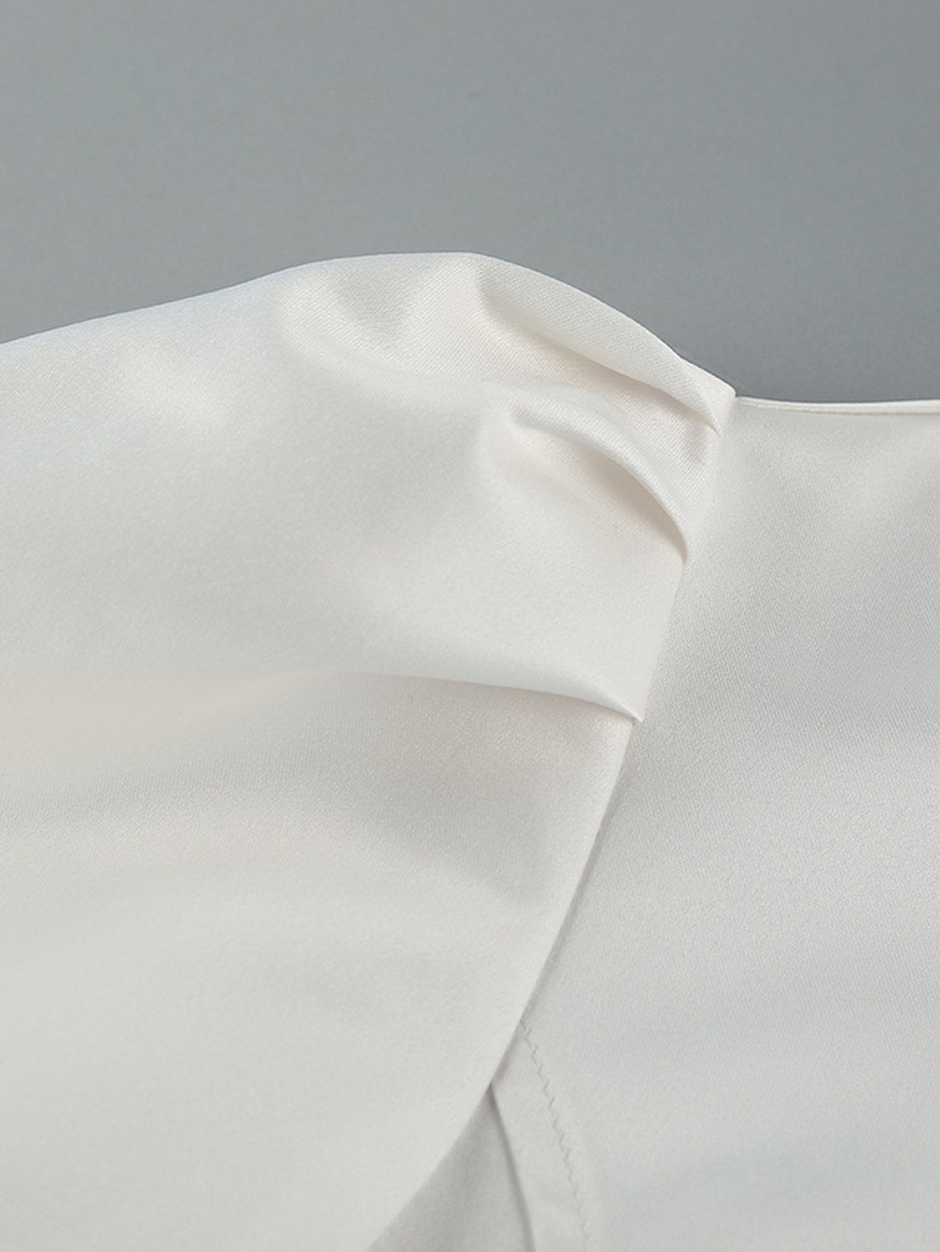 Puff Sleeve Fitted Button Down Shirt