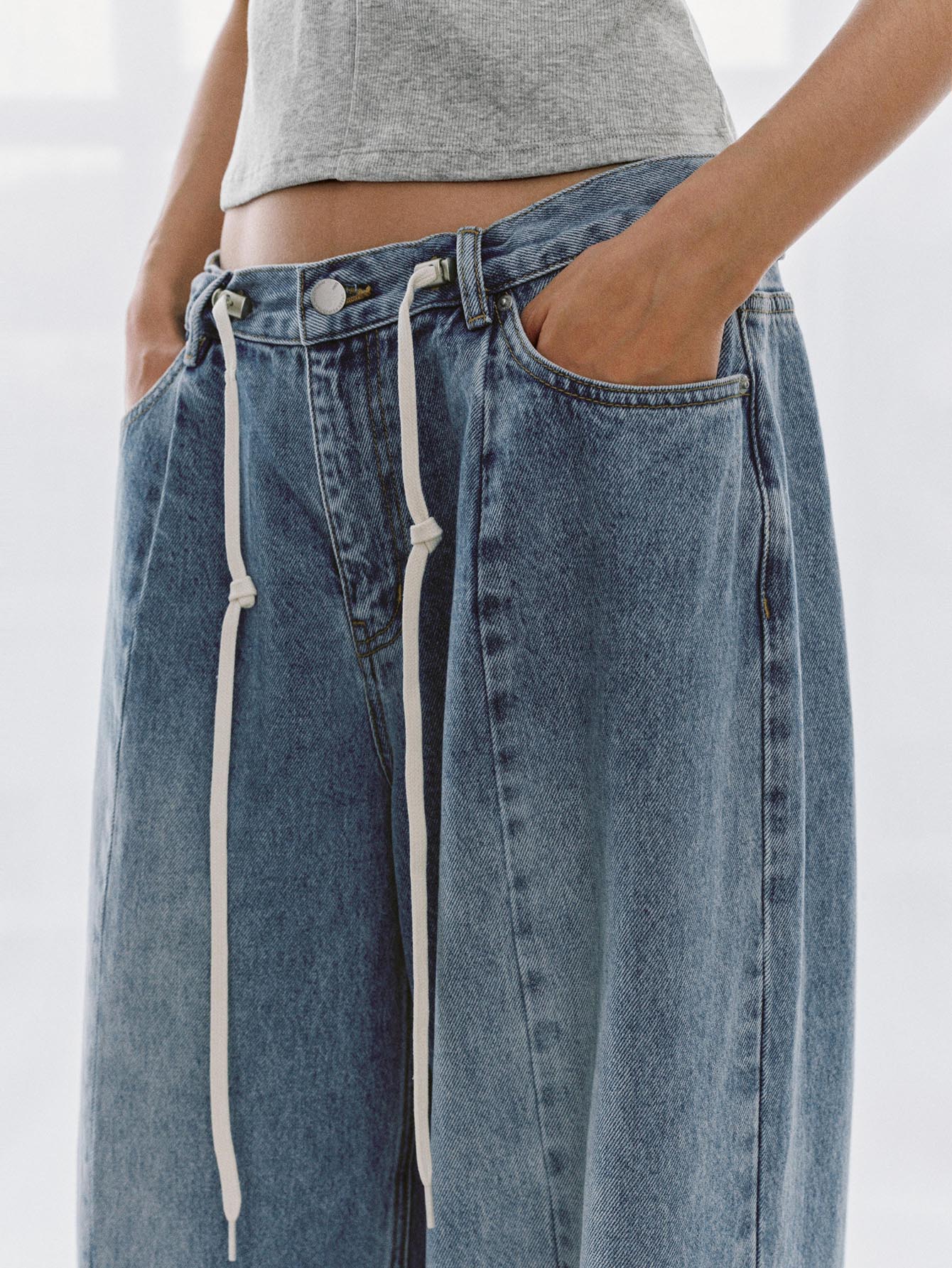 Urban Revivo Drawstring Seamed Straight Leg Jeans-Blue