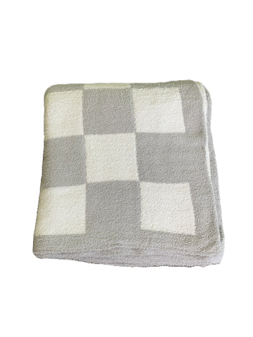 Plush Soft Checkerboard Pattern Throw Blanket