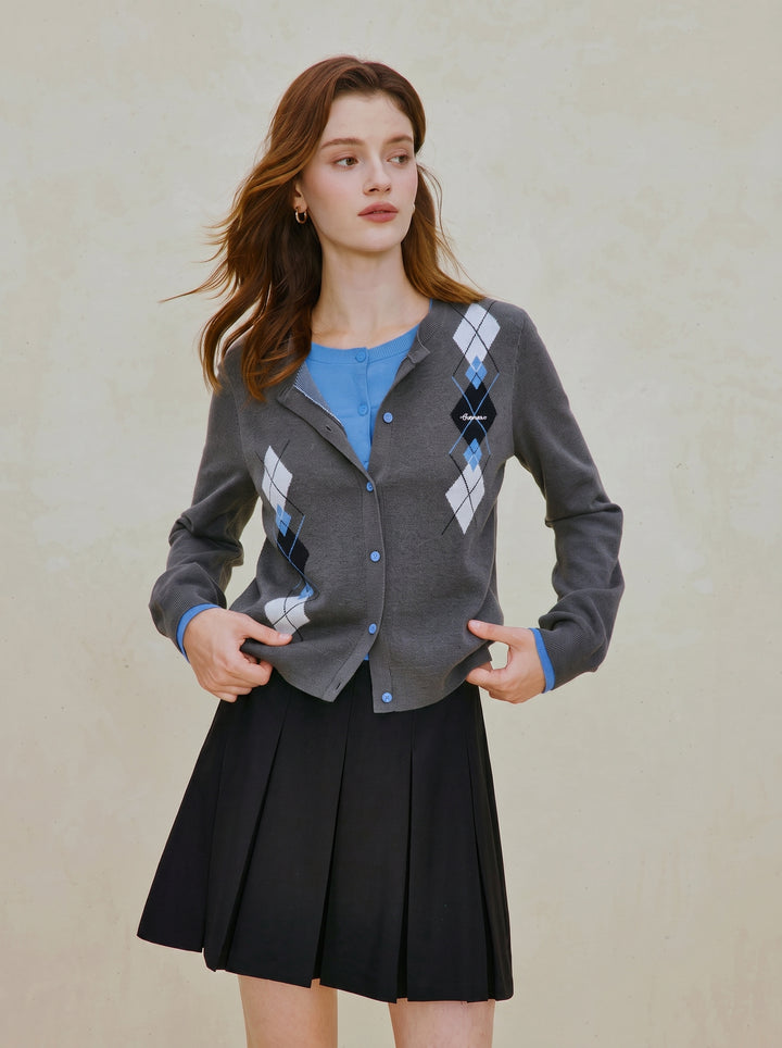 Cozy Argyle Pattern Knit Cardigan