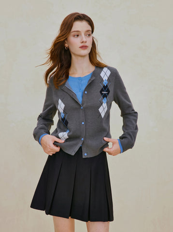 Cozy Argyle Pattern Knit Cardigan