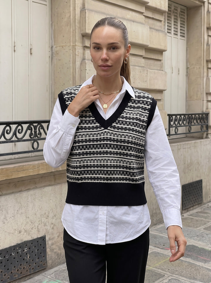 Classic Pattern V Neck Sweater Vest