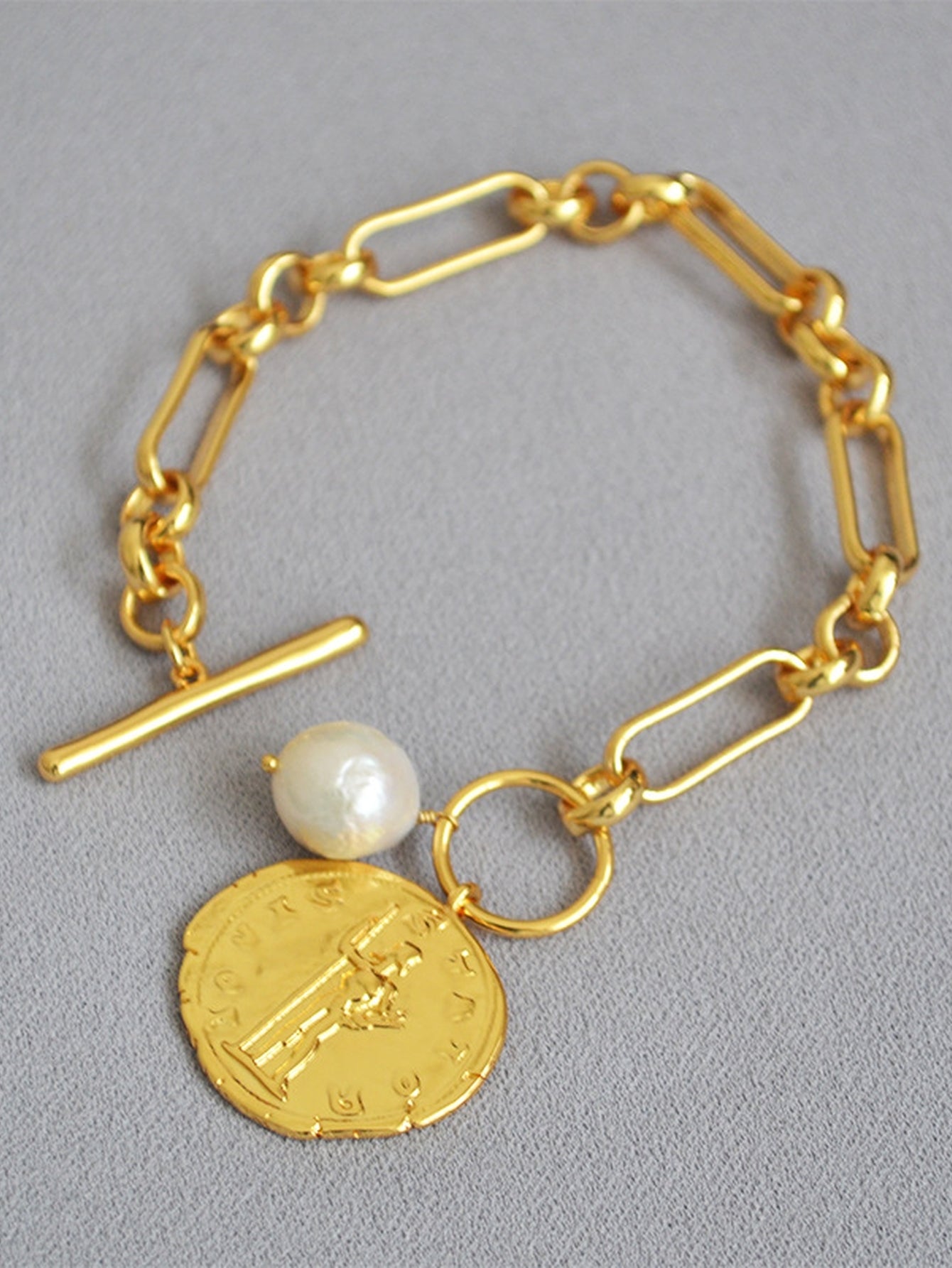 Gold Chunky Paperclip Toggle Bracelet