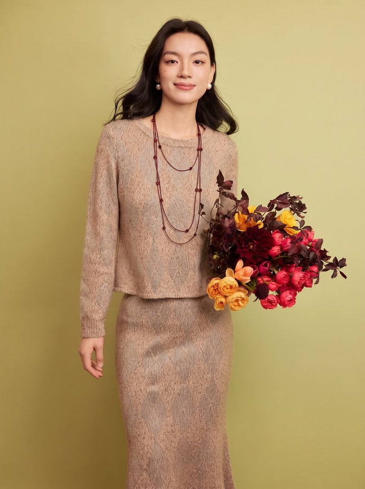 Shimmering Diamond Knit Midi Skirt