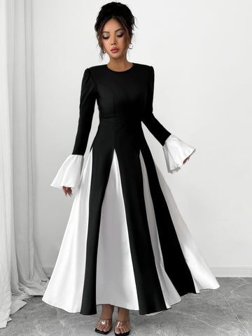 Elegant Colorblock Bell Sleeve Maxi Dress