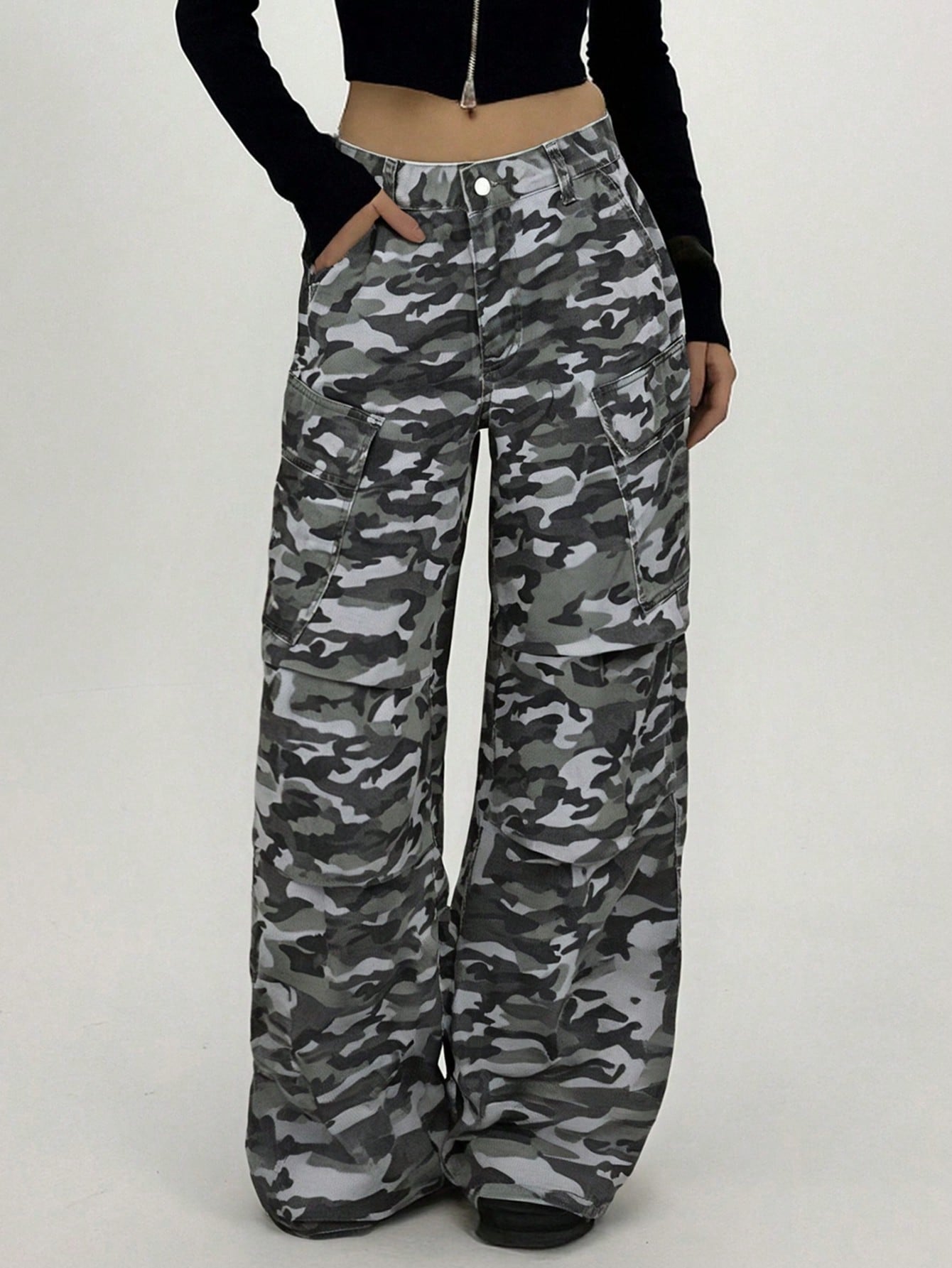 Low Rise Camo Cargo Jeans