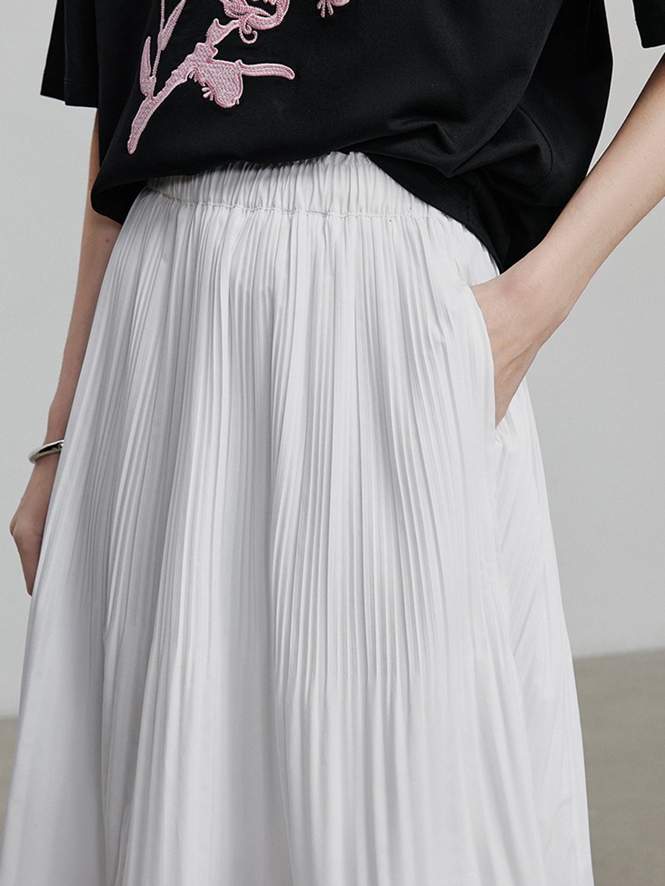 High-Waisted A-Line Minimalist Midi Skirt