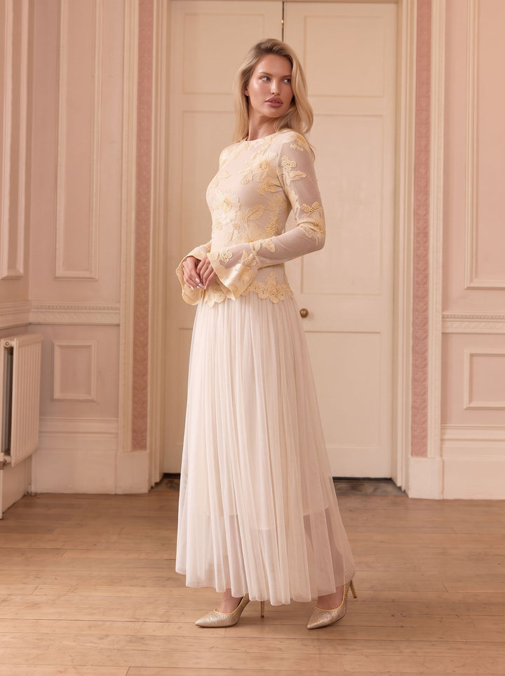 Elegant Lace Applique Pleated Midi Dress