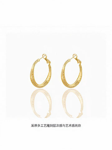 Textured Gold Minimalist Hoop Earrings