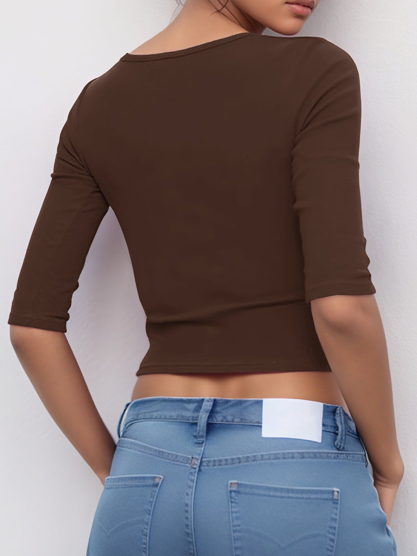 Three-quarter Sleeves Slim Fit Minimalist T-shirt-Black