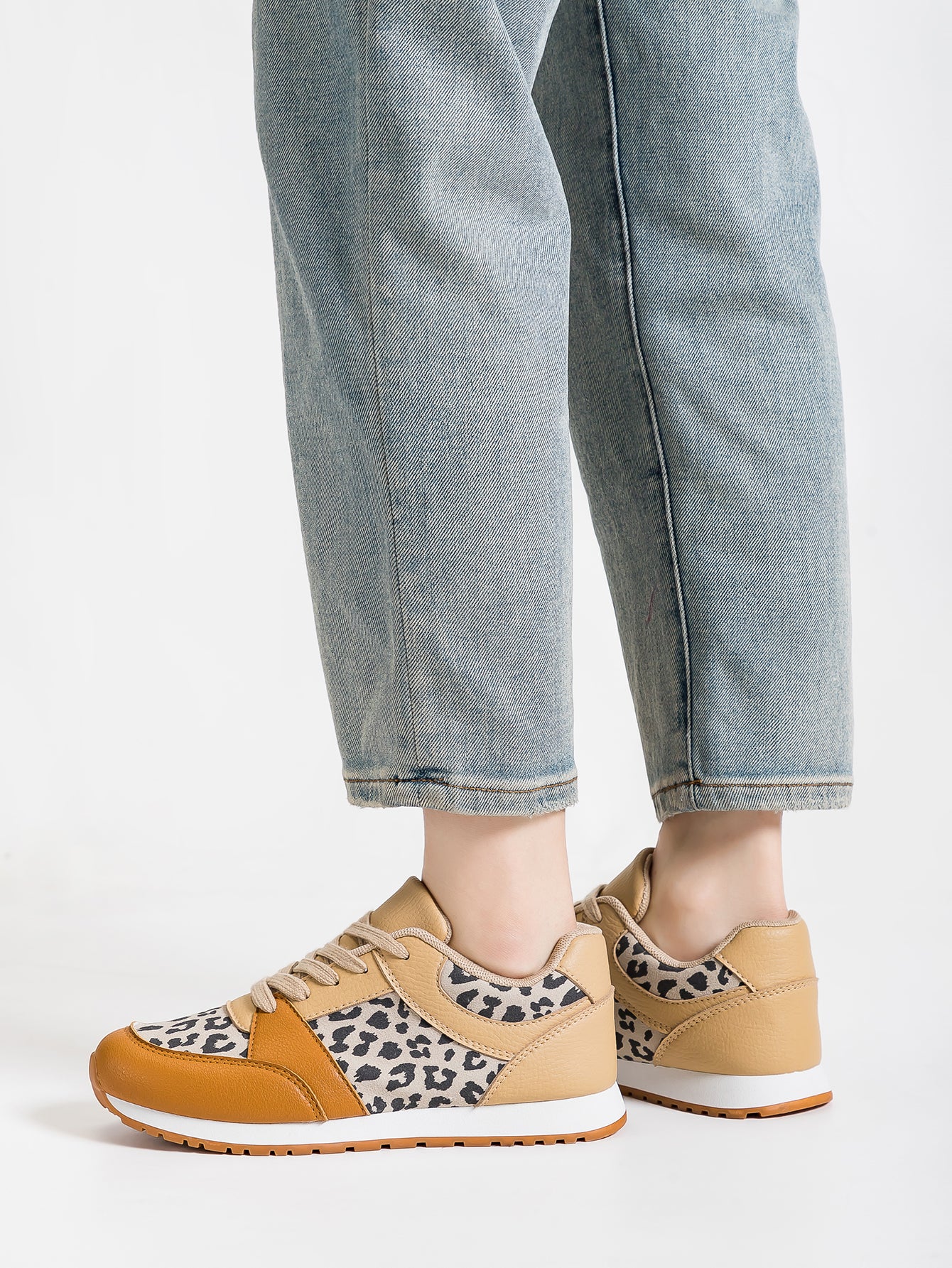 Leopard Print Rubber Sole Fashion Sneakers